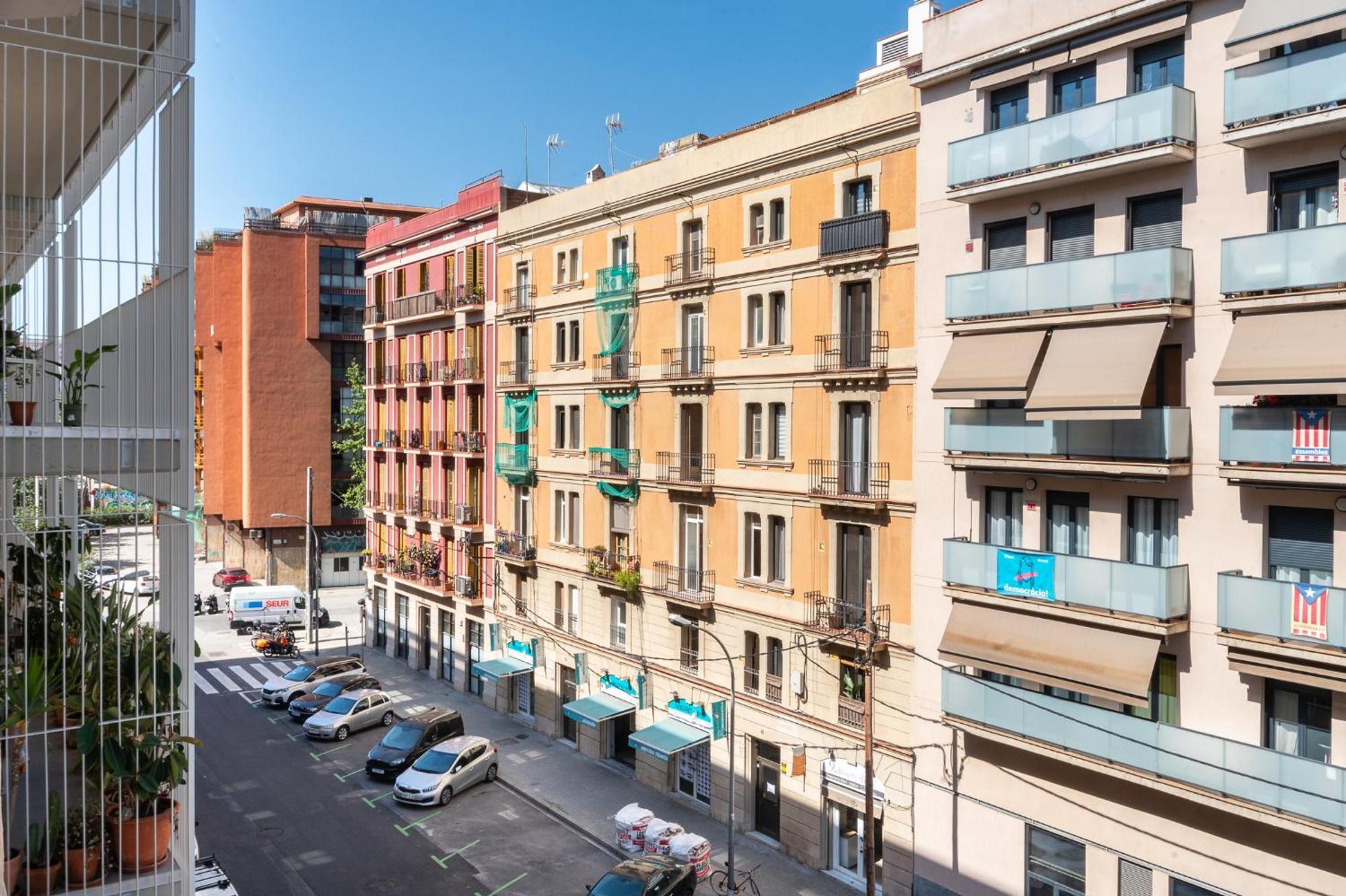 Beautiful Renovated Loft Minutes From The Beach Barcelona Eksteriør billede